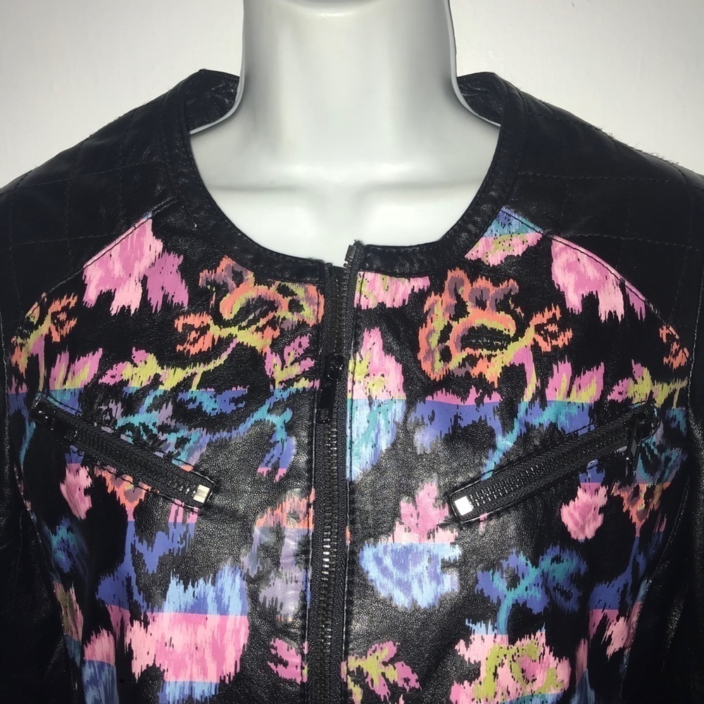 Donna-di-Eleganza Zip Front Printed Leather Jacket - Picture 2 of 12